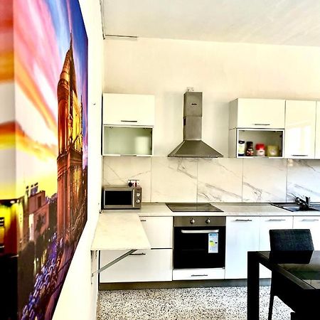 Camag Apartment - Very Close To Airport Бірзеббуджа Екстер'єр фото